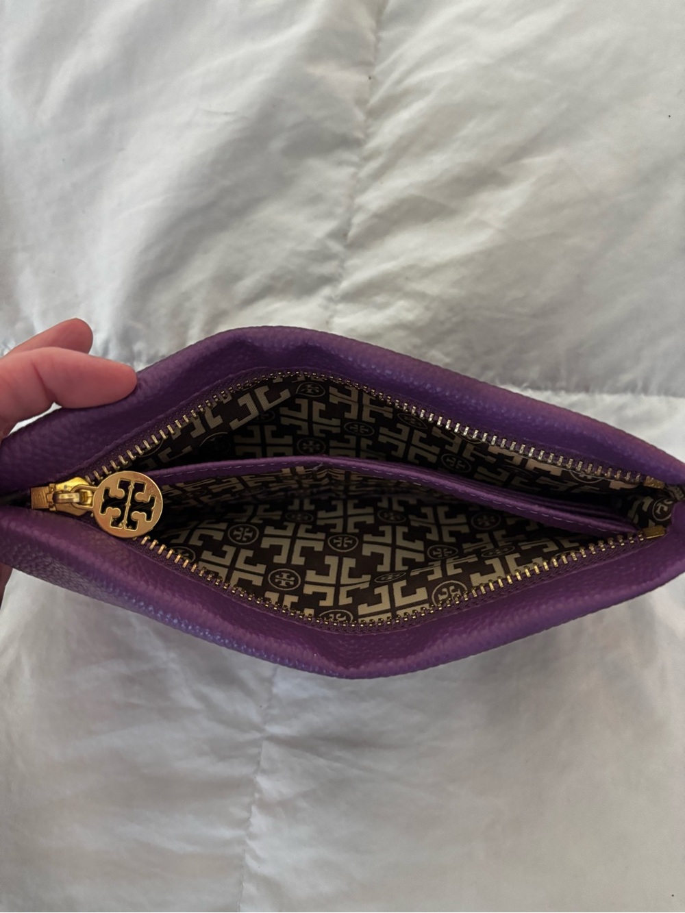Tory Burch Purple Leather Zip Wristlet with Gold Logo Accent - Picture 3 of 8